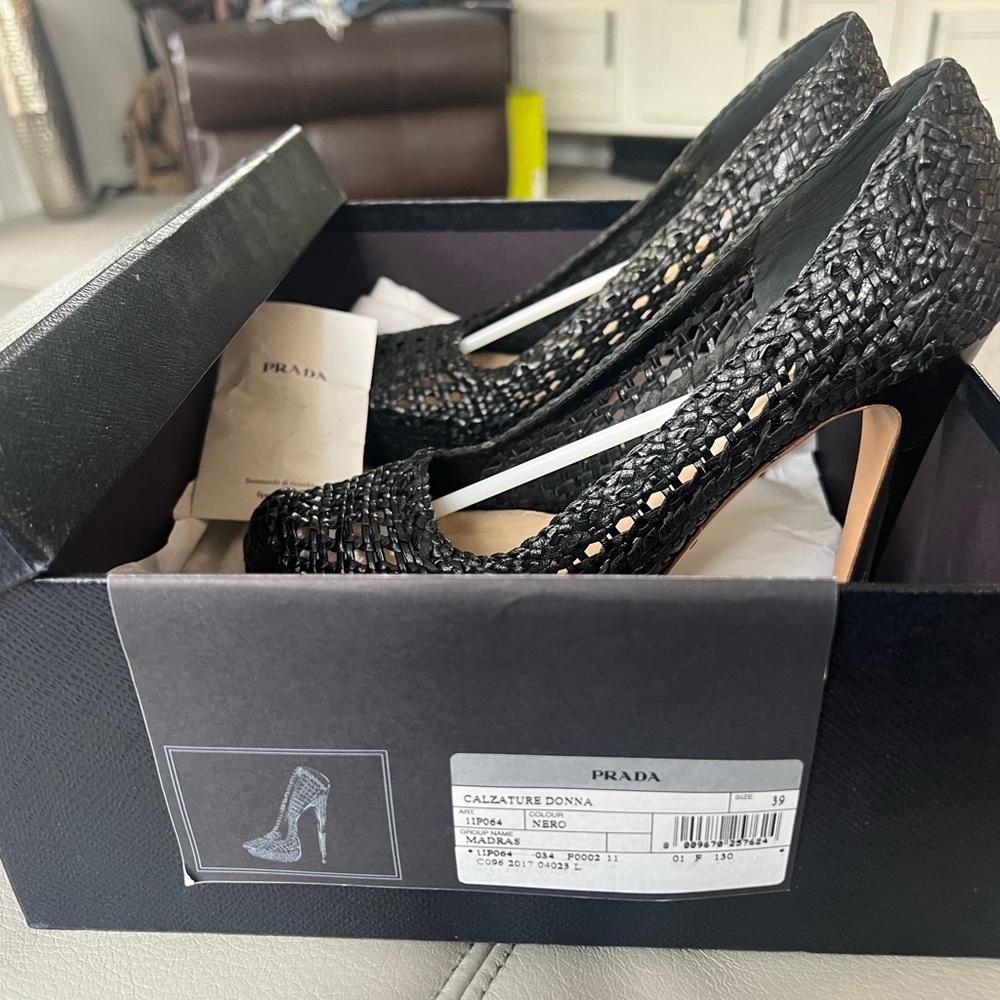 Prada Black Woven Leather Madras
Platform Pumps Size 40 (9.0) - Picture 9 of 12